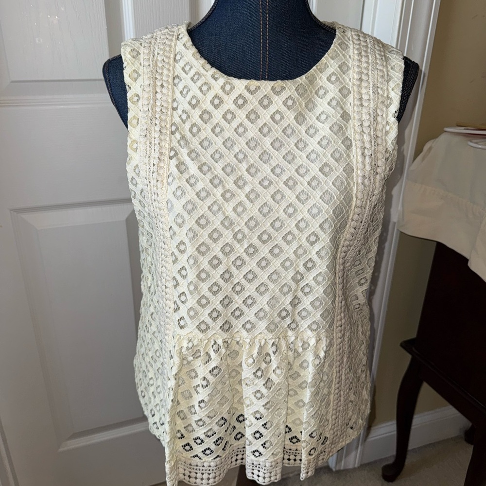 Banana Republic Elegant Cream Lace Sleeveless Top Size S